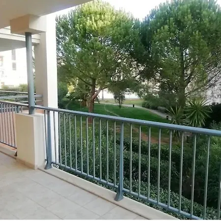 Bord De Apartment *