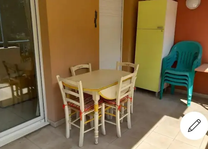 Bord De Διαμέρισμα